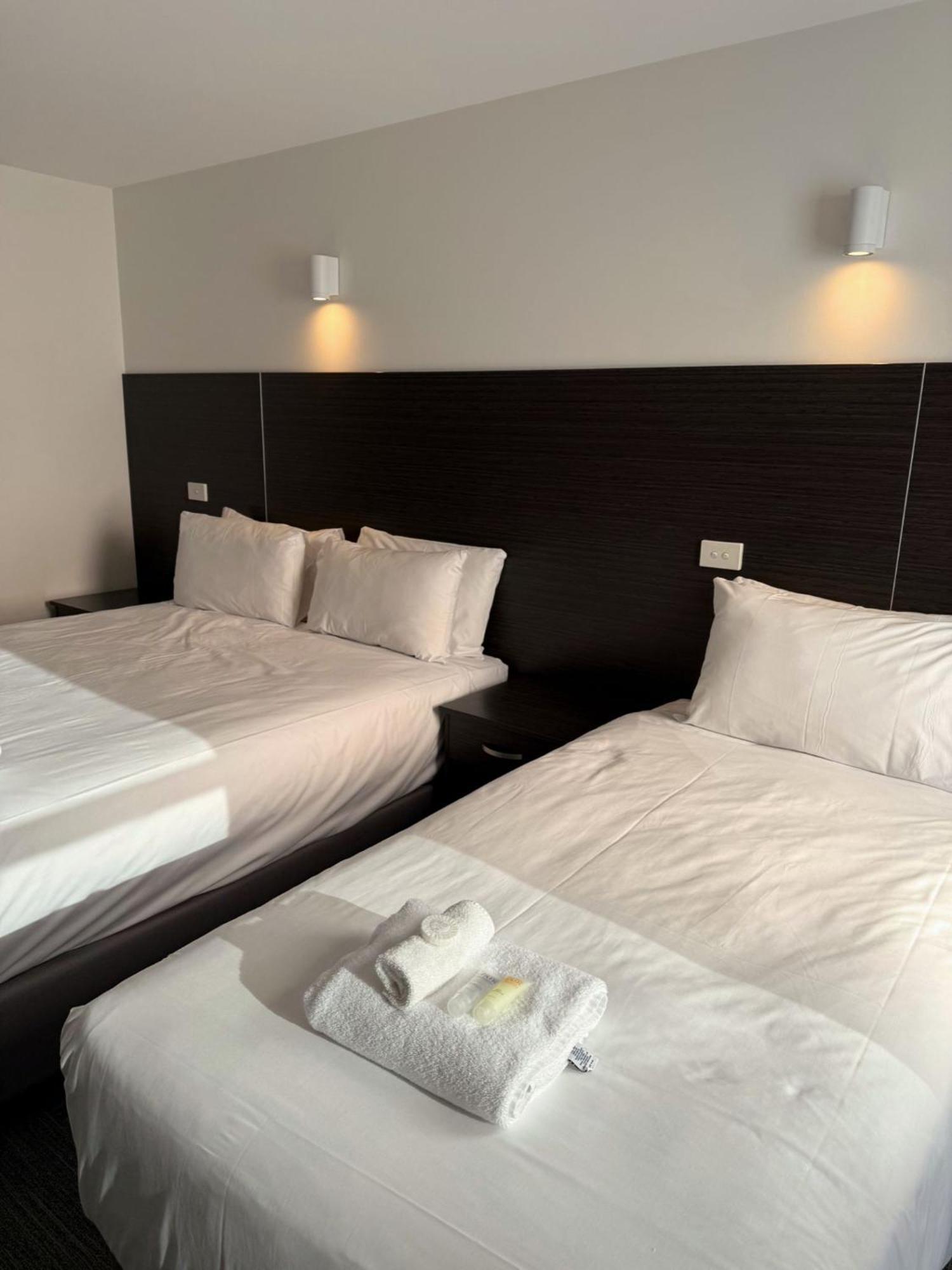 Brighton Hotel Motel Pontville Екстериор снимка